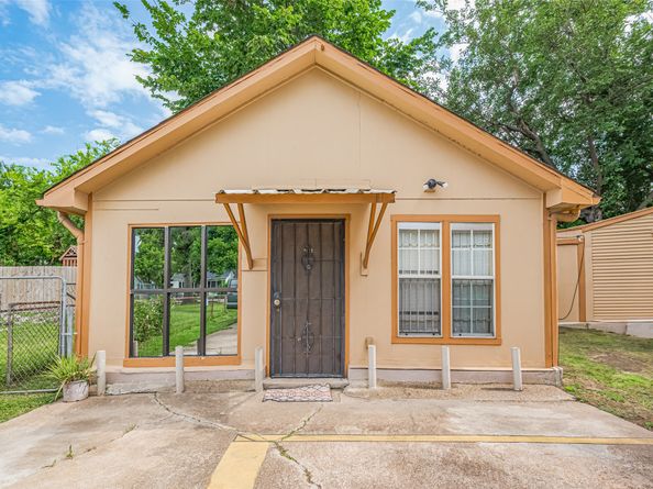 7512 Amarillo Street, Houston TX 77020