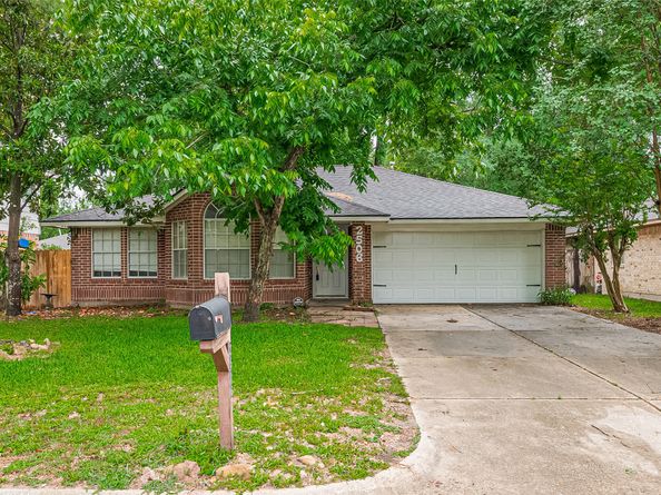 2506 Sherwood Hollow Lane, Houston TX 77339