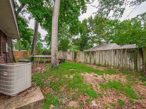 2506 Sherwood Hollow Lane, Houston TX 77339
