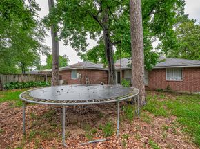 2506 Sherwood Hollow Lane, Houston TX 77339