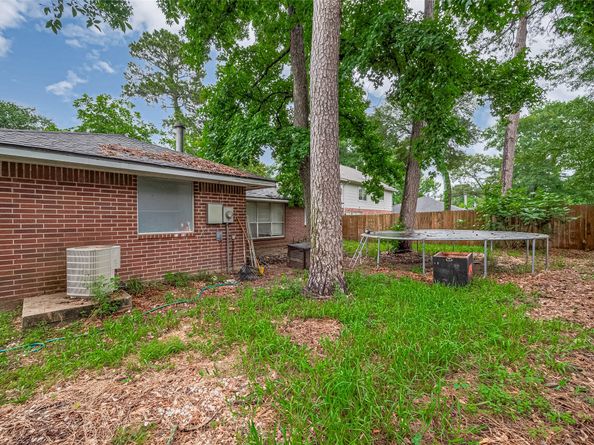 2506 Sherwood Hollow Lane, Houston TX 77339