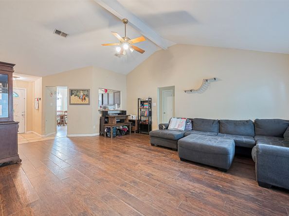 2506 Sherwood Hollow Lane, Houston TX 77339