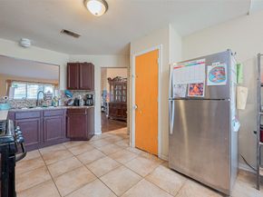 2506 Sherwood Hollow Lane, Houston TX 77339