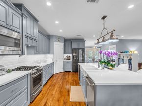 1819 Mill Creek Drive, Houston TX 77008
