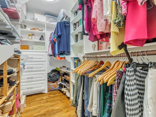 1819 Mill Creek Drive, Houston TX 77008