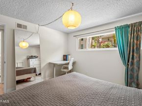 4230 Canoga Avenue, Woodland Hills CA 91364