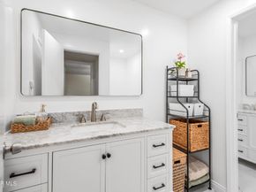 4230 Canoga Avenue, Woodland Hills CA 91364