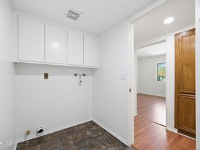 29740 Strawberry Hill Drive, Agoura Hills CA 91301