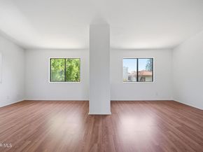 29740 Strawberry Hill Drive, Agoura Hills CA 91301