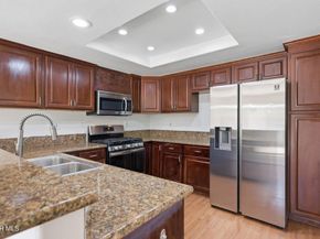 29740 Strawberry Hill Drive, Agoura Hills CA 91301