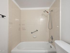 29740 Strawberry Hill Drive, Agoura Hills CA 91301