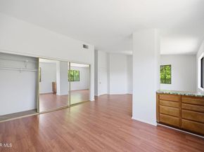 29740 Strawberry Hill Drive, Agoura Hills CA 91301
