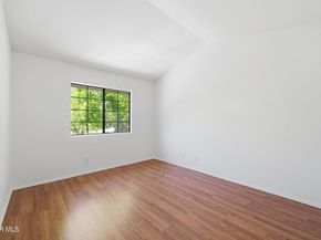 29740 Strawberry Hill Drive, Agoura Hills CA 91301