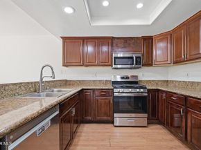 29740 Strawberry Hill Drive, Agoura Hills CA 91301