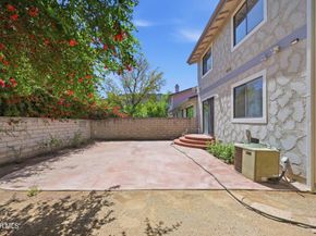 29740 Strawberry Hill Drive, Agoura Hills CA 91301