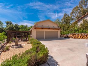 6007 Colodny Drive, Agoura Hills CA 91301