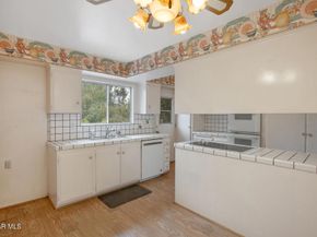 23325 Bessemer Street, Woodland Hills CA 91367