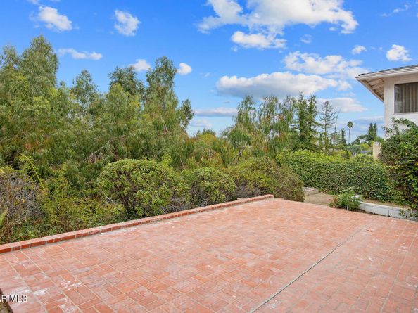 23325 Bessemer Street, Woodland Hills CA 91367