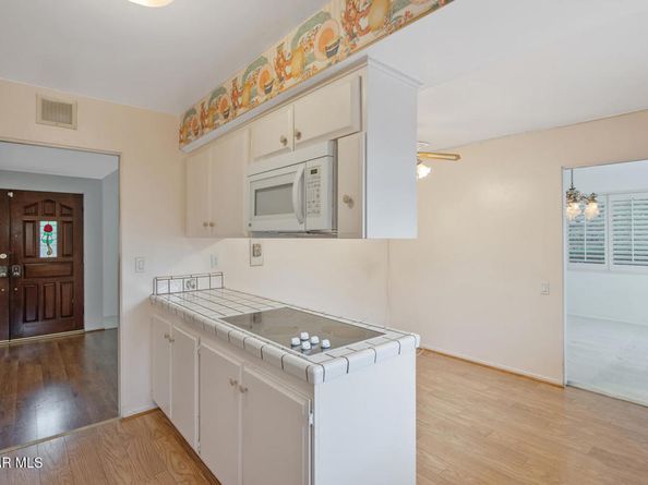 23325 Bessemer Street, Woodland Hills CA 91367