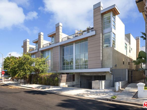 5806 Waring Avenue 14, Los Angeles CA 90038