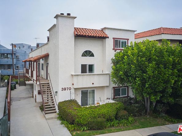 3970 Moore Street, Los Angeles CA 90066