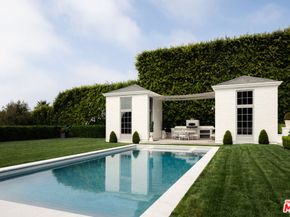 227 N Tigertail Road, Los Angeles CA 90049
