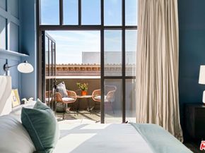 1645 Vine Street 1005, Los Angeles CA 90028