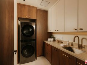 4634 Ethel Avenue, Sherman Oaks CA 91423