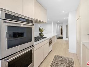 930 California Avenue 301, Santa Monica CA 90403