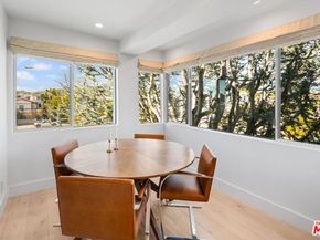 930 California Avenue 301, Santa Monica CA 90403