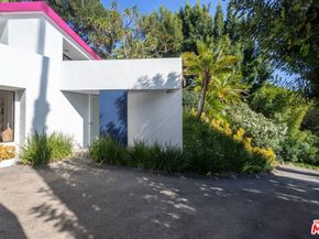 2034 Outpost Drive, Los Angeles CA 90068