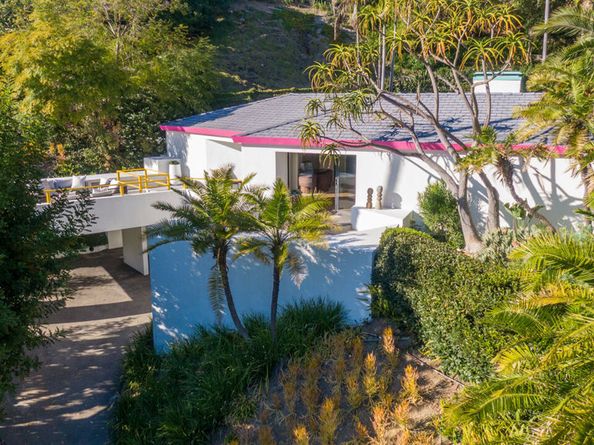2034 Outpost Drive, Los Angeles CA 90068