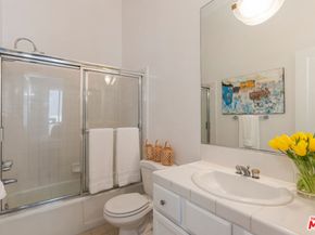 511 San Vicente Boulevard 106, Santa Monica CA 90402