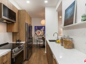511 San Vicente Boulevard 106, Santa Monica CA 90402