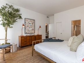 511 San Vicente Boulevard 106, Santa Monica CA 90402