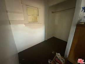 3770 Maple Avenue, Los Angeles CA 90011