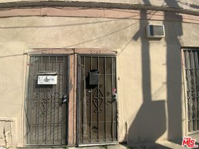 3770 Maple Avenue, Los Angeles CA 90011