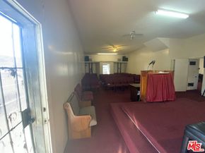 3770 Maple Avenue, Los Angeles CA 90011