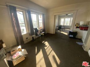3770 Maple Avenue, Los Angeles CA 90011