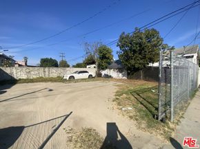 3770 Maple Avenue, Los Angeles CA 90011