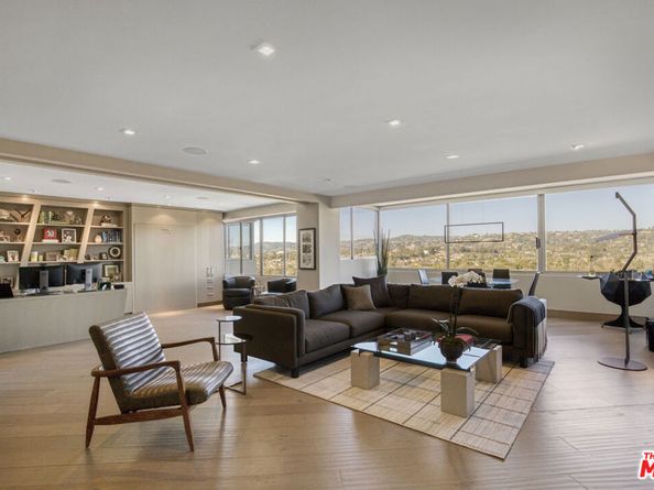 865 Comstock Avenue 16F, Los Angeles CA 90024