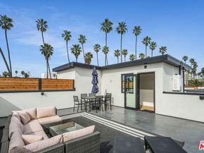 212 Bay Street 102, Santa Monica CA 90405