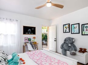 166 S Gardner Street, Los Angeles CA 90036