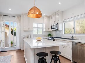 166 S Gardner Street, Los Angeles CA 90036