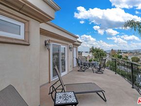 3000 Grand Canal, Venice CA 90291