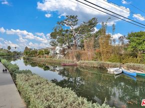 3000 Grand Canal, Venice CA 90291