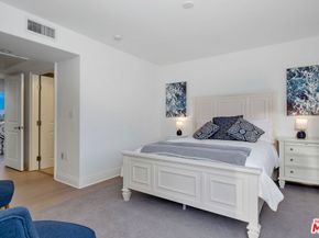 3000 Grand Canal, Venice CA 90291