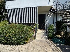 3320 Griffith Park Boulevard 4, Los Angeles CA 90027