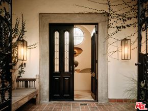 2729 Nichols Canyon Road, Los Angeles CA 90046