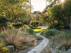 1205 Muirlands Dr, La Jolla CA 92037